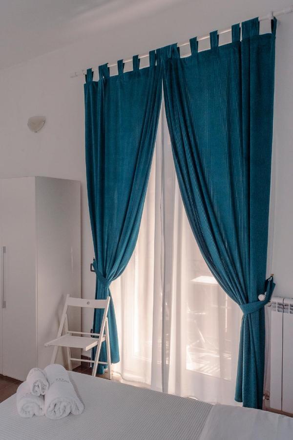 Rooms 19 - Rooms And Breakfast Palermo Esterno foto
