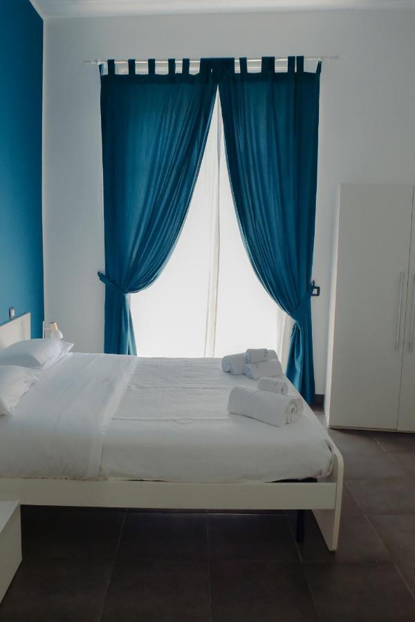 Rooms 19 - Rooms And Breakfast Palermo Esterno foto